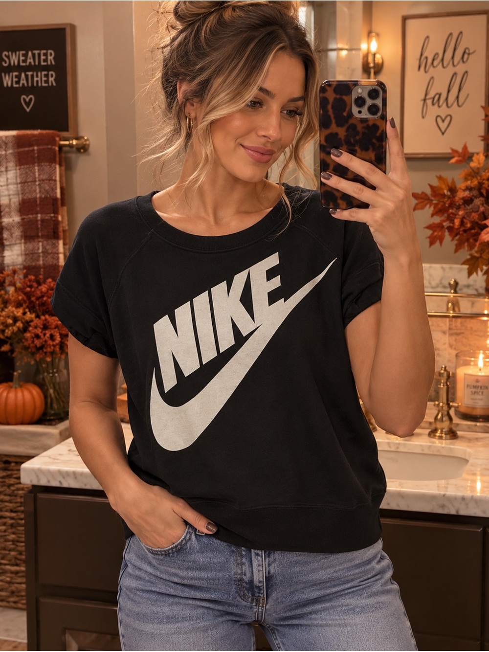 🛍️ Nike Black Logo Crewneck sweatshirt size large